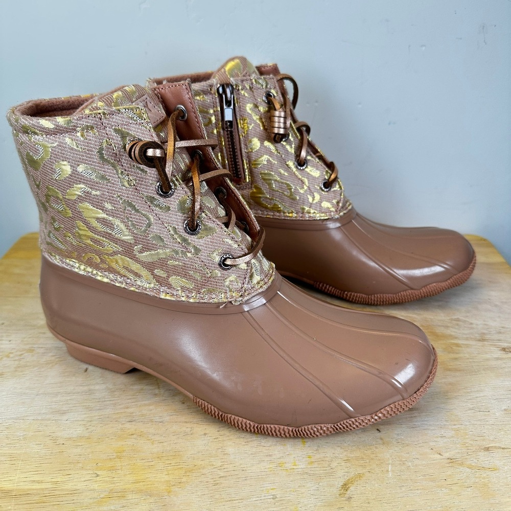Sperry Saltwater Pink Leopard Jacquard Duck Boots STS87901 Women 8 Metallic